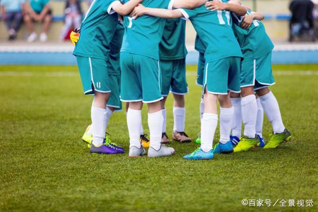 欧联联赛精彩纷呈：伯恩茅斯大胜米兰，霍村完胜里昂